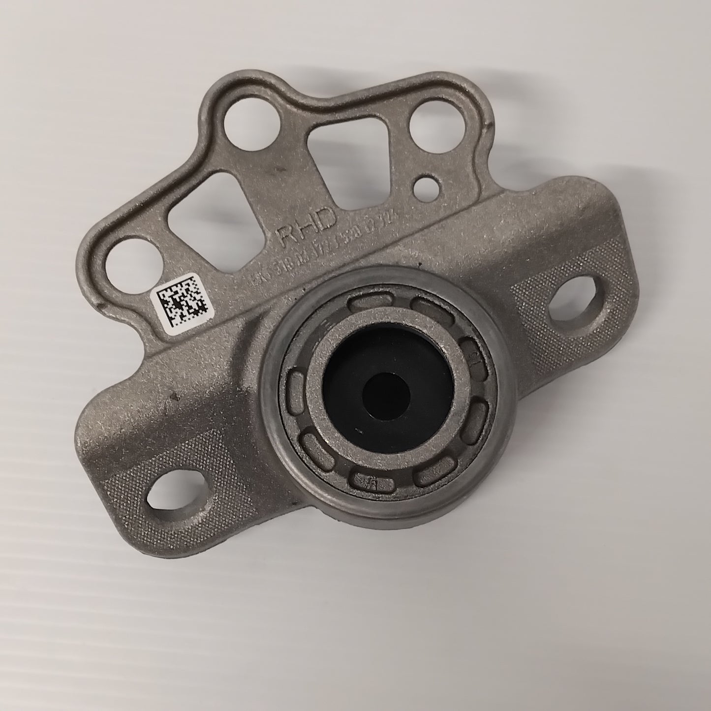 Genuine Right Rear Suspension Strut Bracket - Fiat 500L 2012-2022 | 52012724