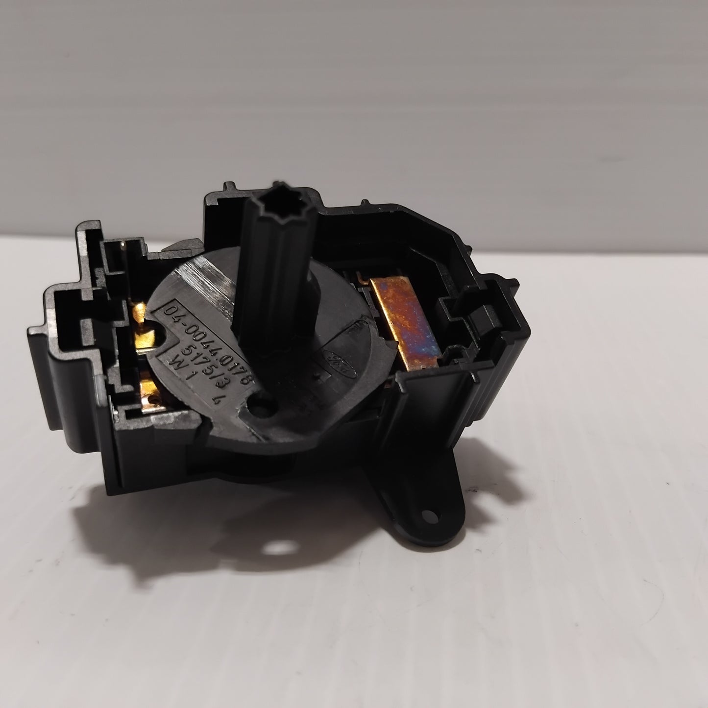 Genuine Heater Control Switch - Ford Focus 2003-2007 | 1301983
