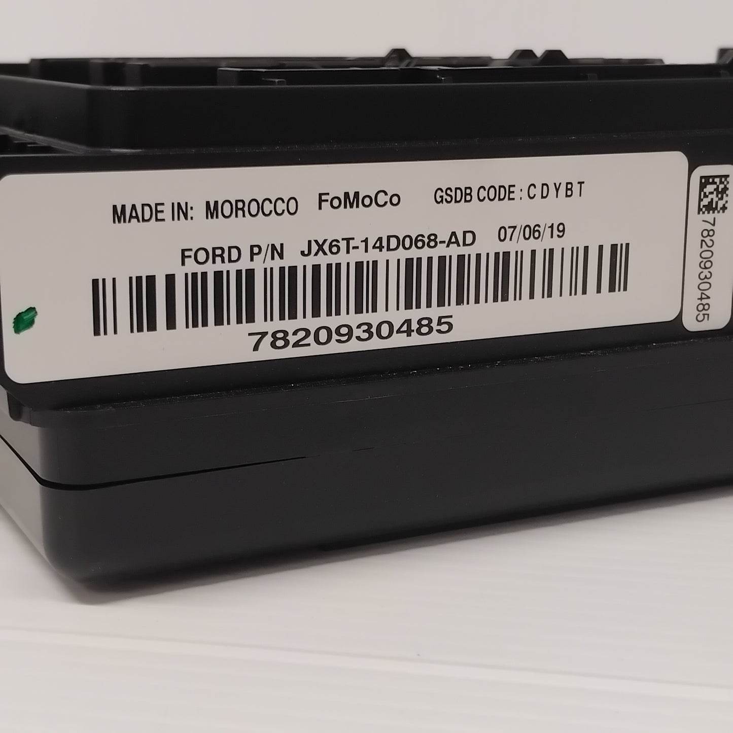 Genuine Ford Panel Assy - Fuse Junction | 2246928