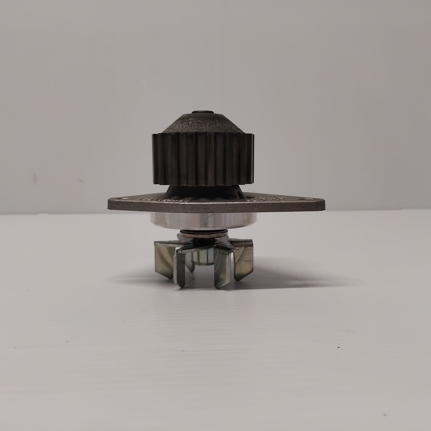 Genuine Water Pump - Citroen C3 / Peugeot 206  1.4 | 1201G0