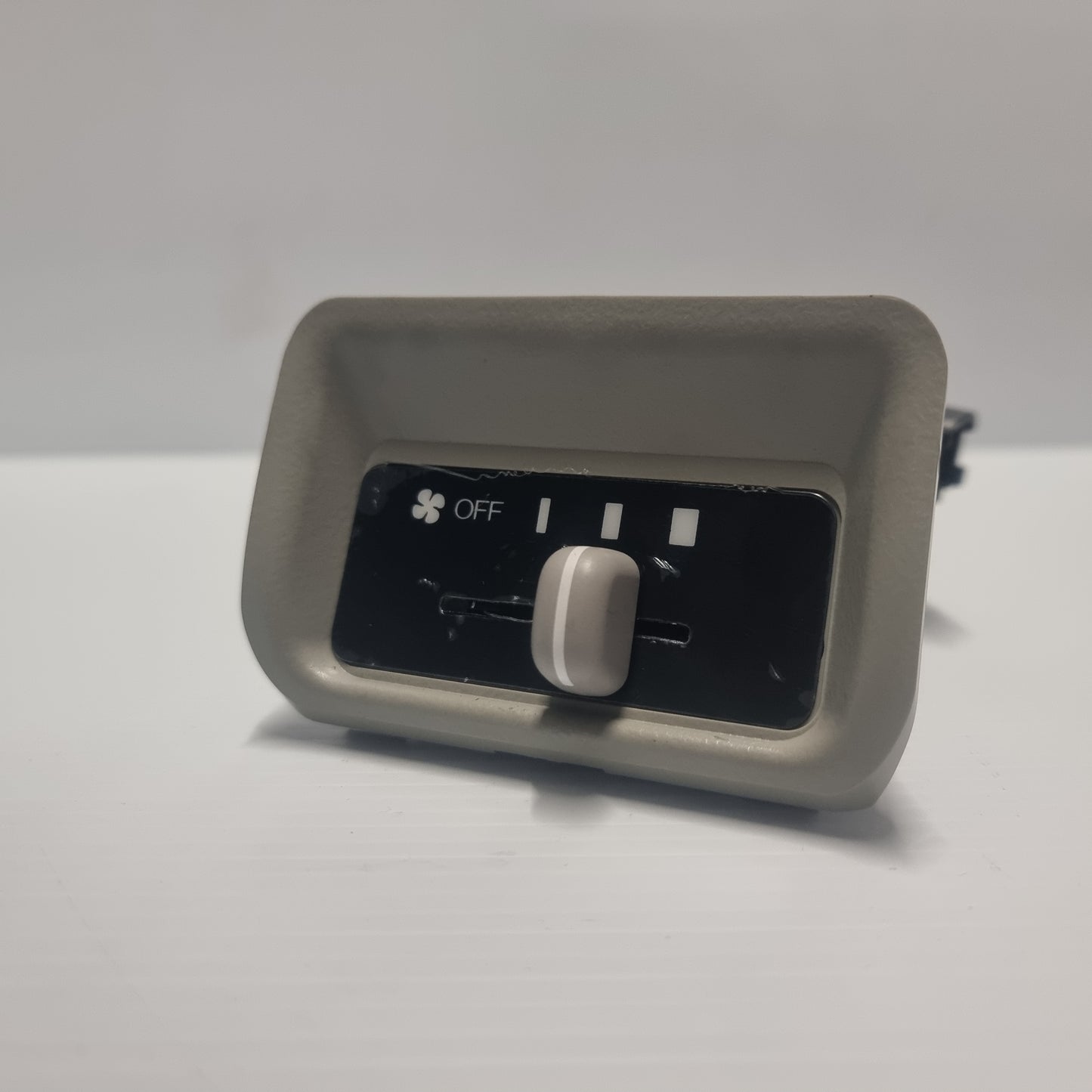 Genuine Suzuki Switch,Rear A/C Unit G | 95524-61JA0-000