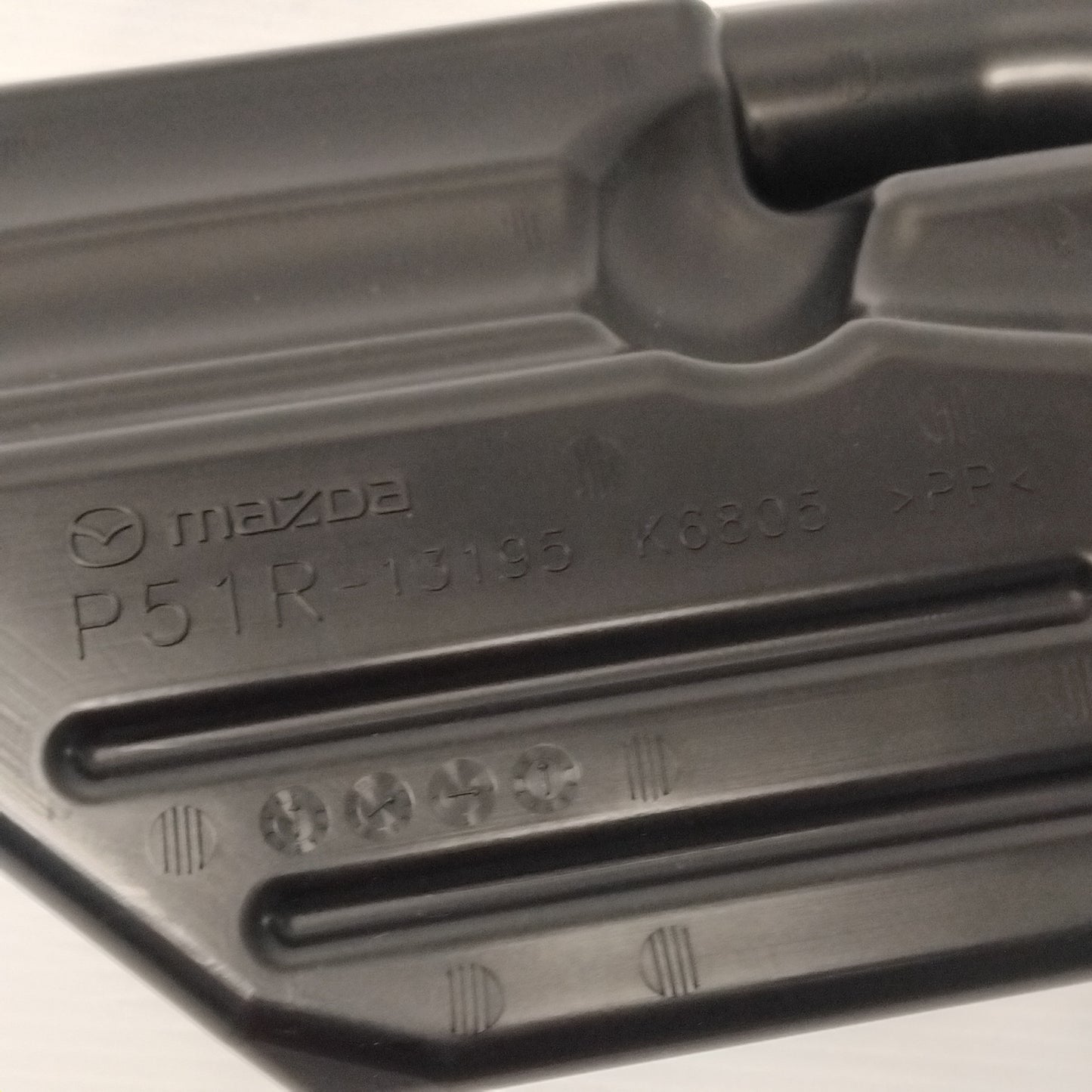 Genuine Mazda Chamber,Resonan | P51R13195