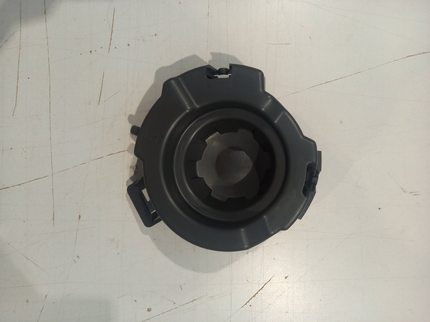 Genuine Nissan Finisher-Front | 62257EB300