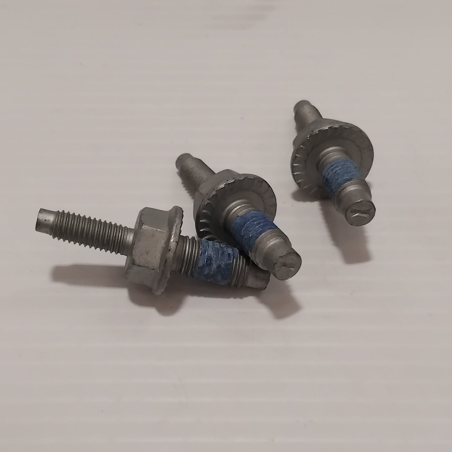 Genuine Ford Bolt | 1818019