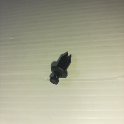 Genuine Ford Fastener | 6738091