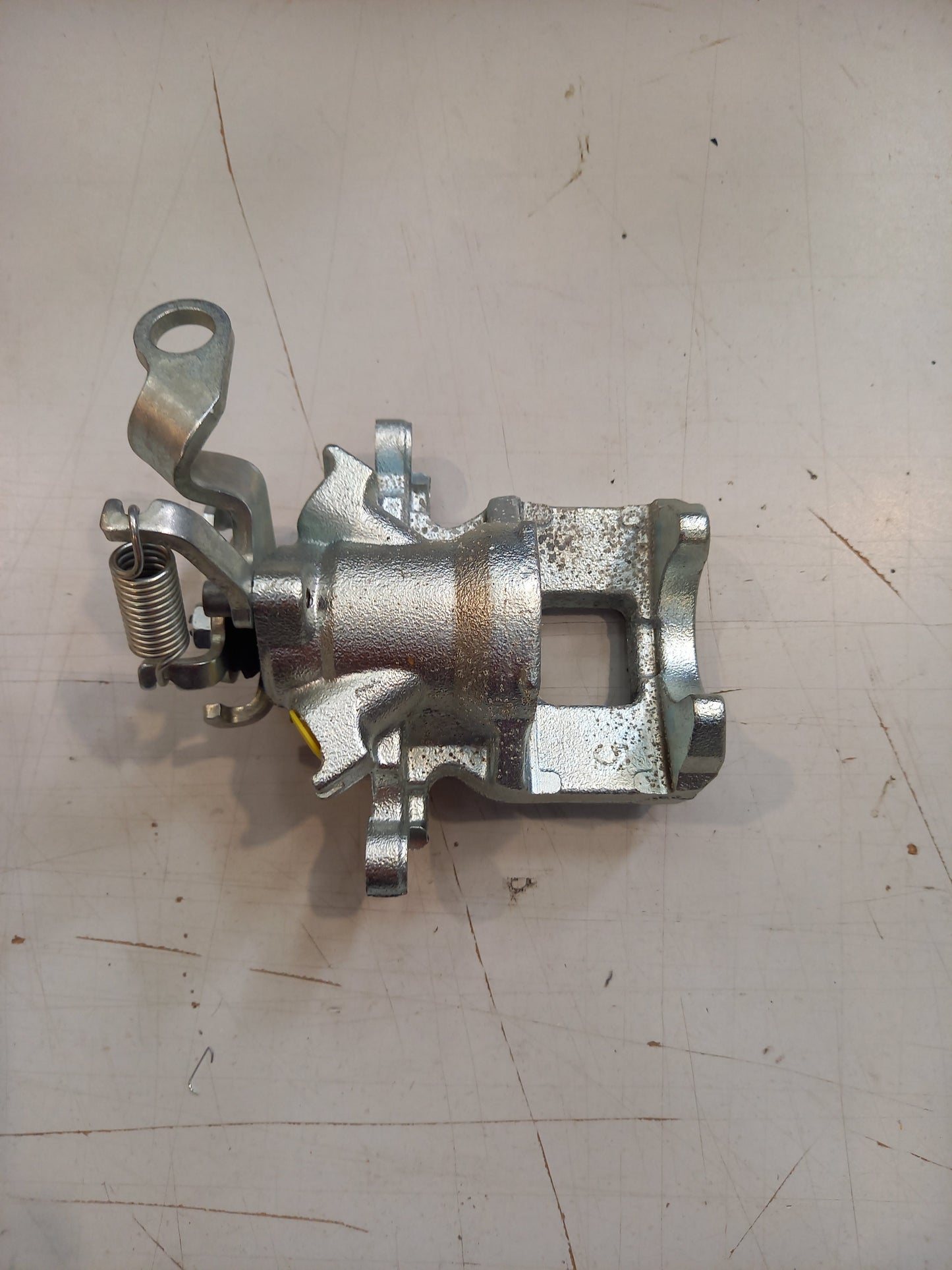 Genuine Mitsubishi Nla Caliper Kit,Rr Brake,Rh | VP13350R