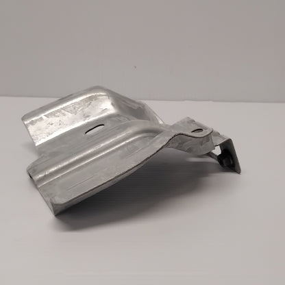 Genuine Front Right Fender Mounting Bracket - Ford Fiesta 2008-2012 | 1565042