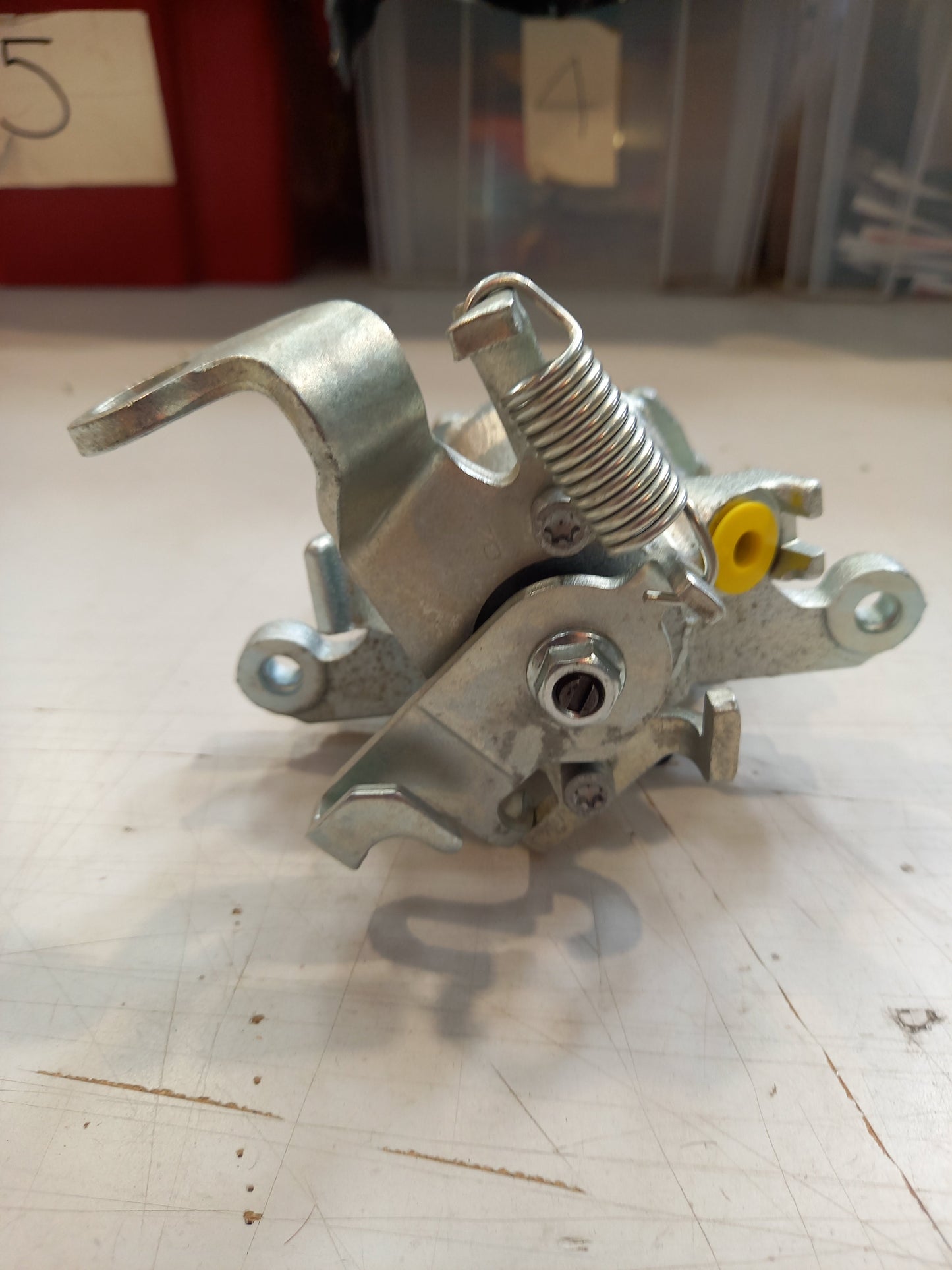 Genuine Mitsubishi Nla Caliper Kit,Rr Brake,Rh | VP13350R