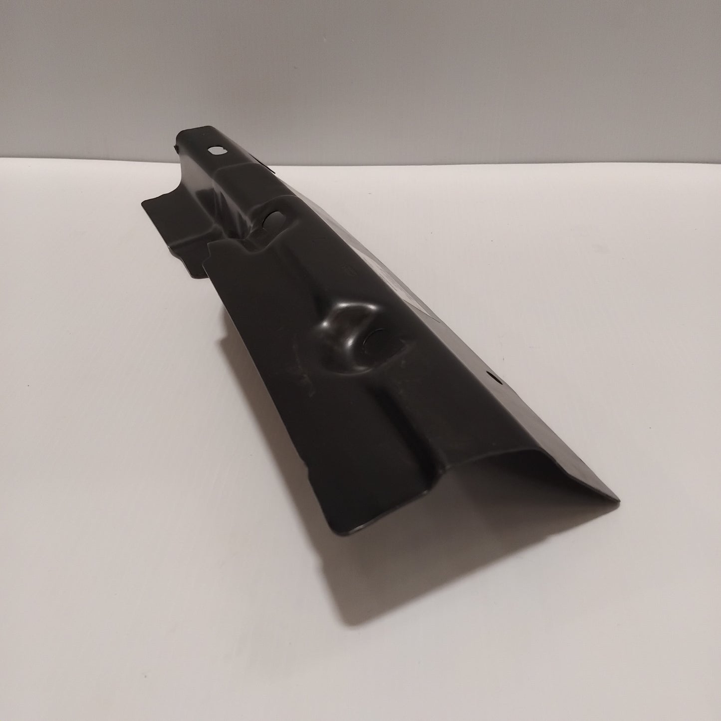Genuine Ford Reinforcement - Roof Rail | 1895748