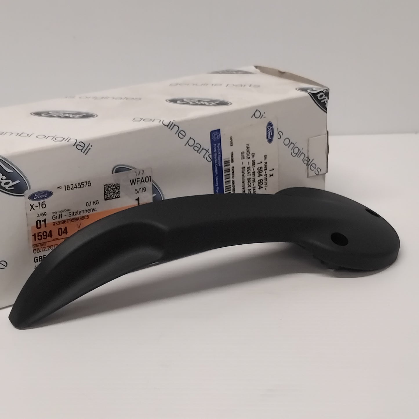 Genuine Front Seat Back Adjusting Handle - Ford KA 2008-2016 | 1594604