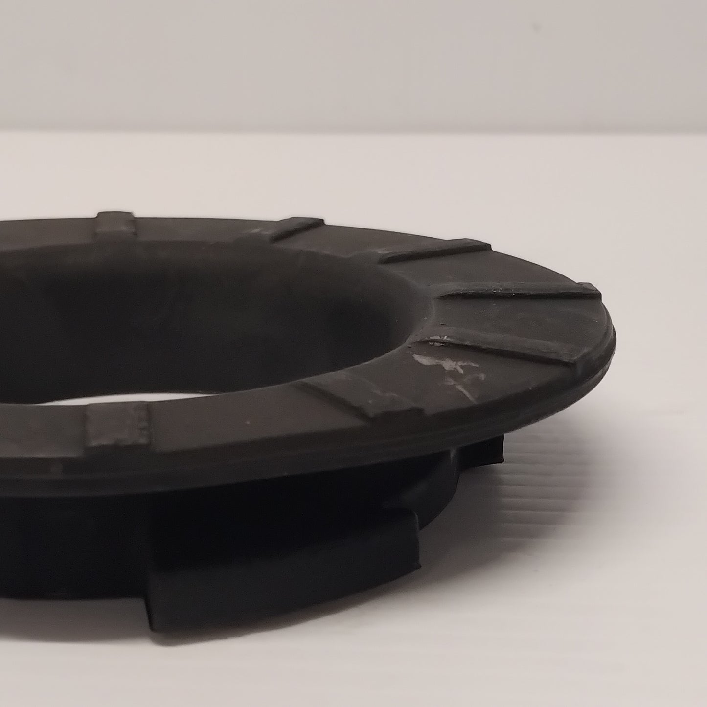 Genuine Kia Pad-Rr Spring Lwr | 553321W000