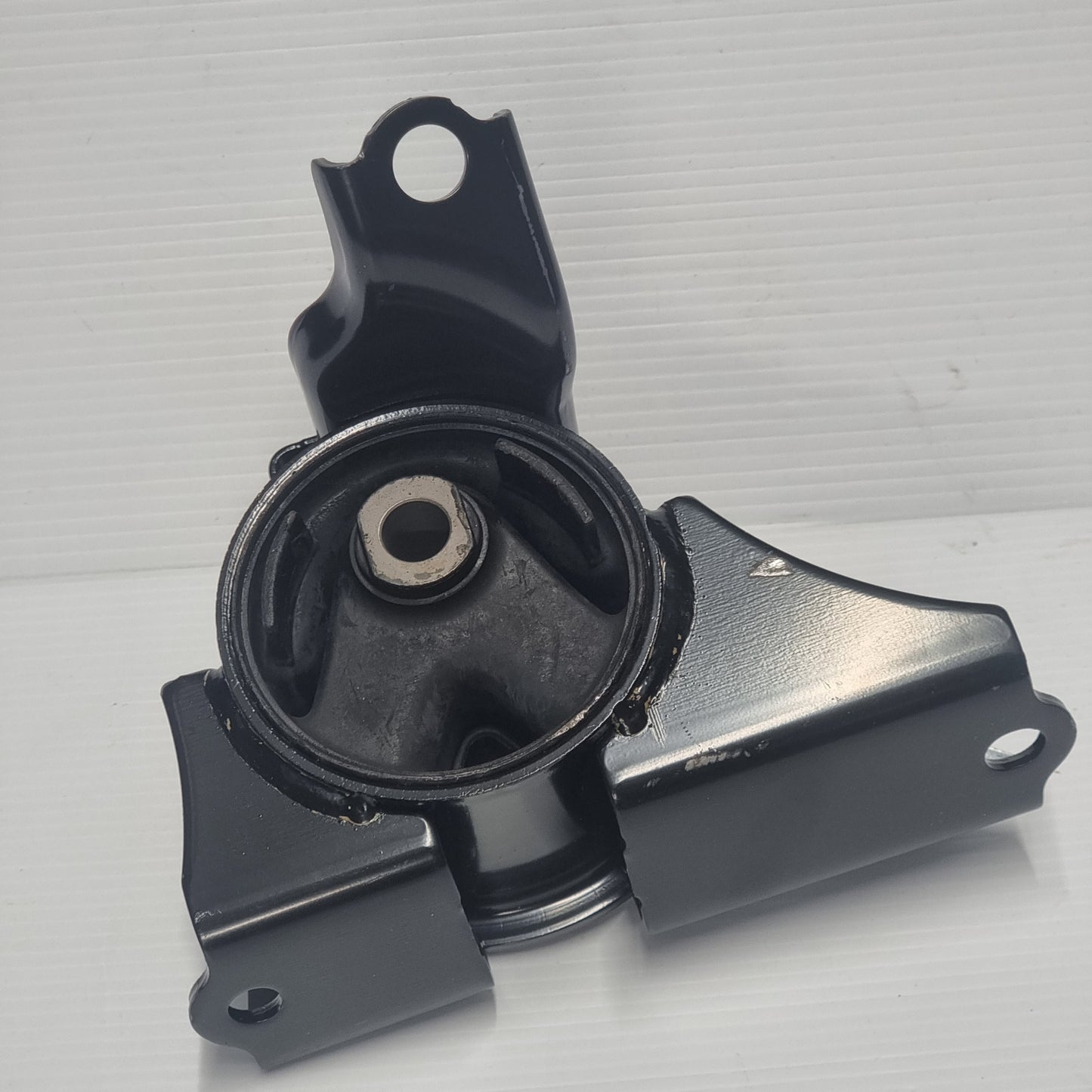 Genuine Suzuki Mounting,Eng Lh Akk416 | 11620-62M00-000