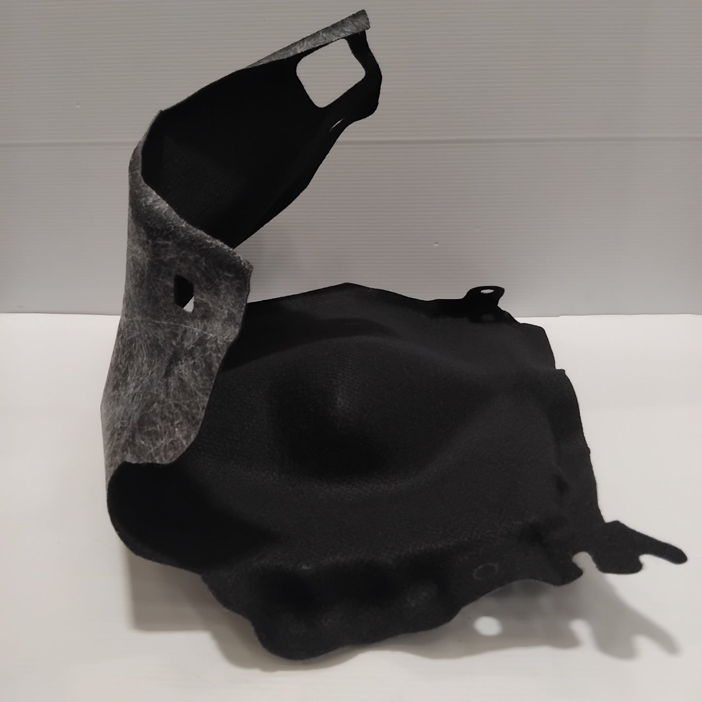 Genuine Peugeot Trunk Lining | B0008031ZD