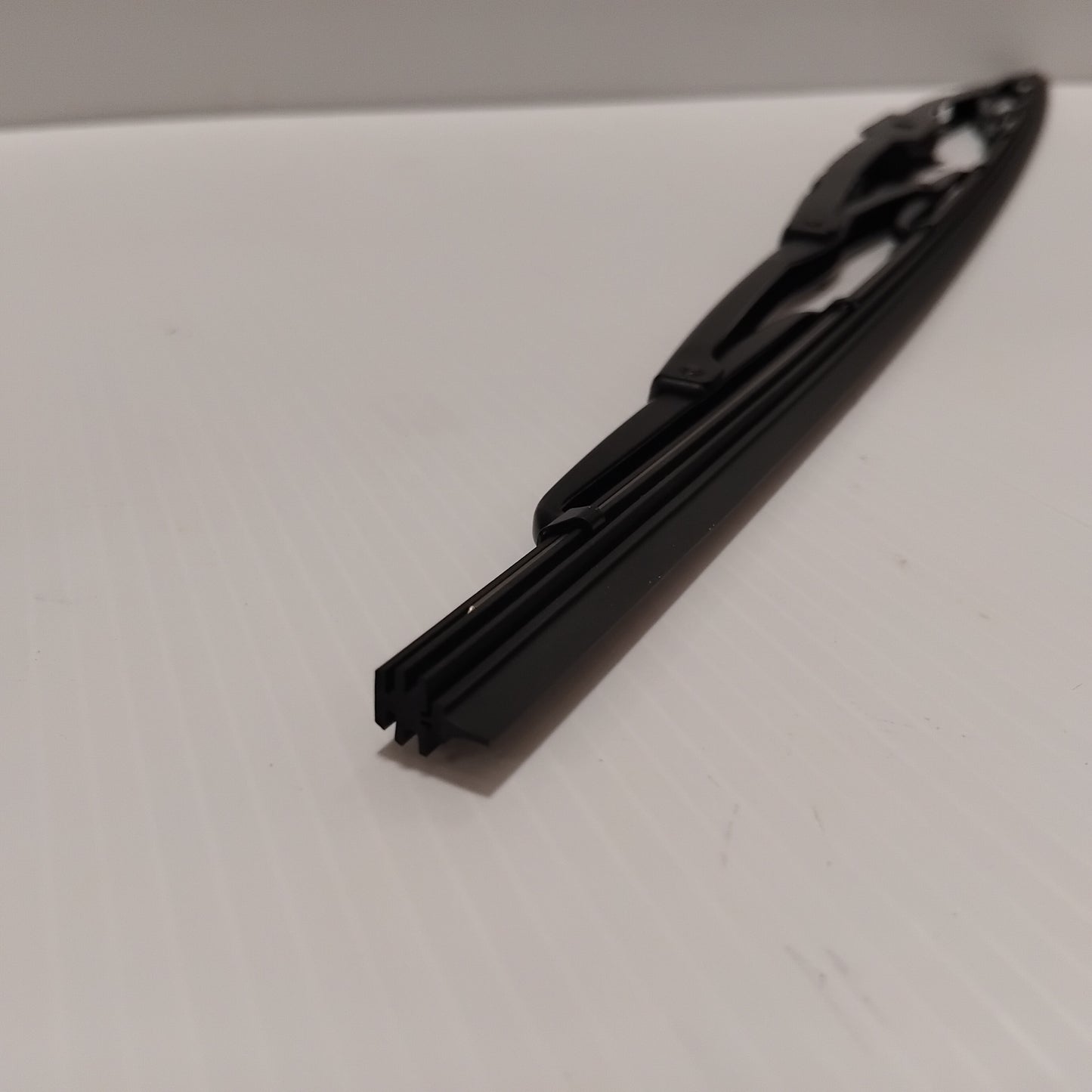 Genuine Ford Blade Assy - Wiper | 1729847