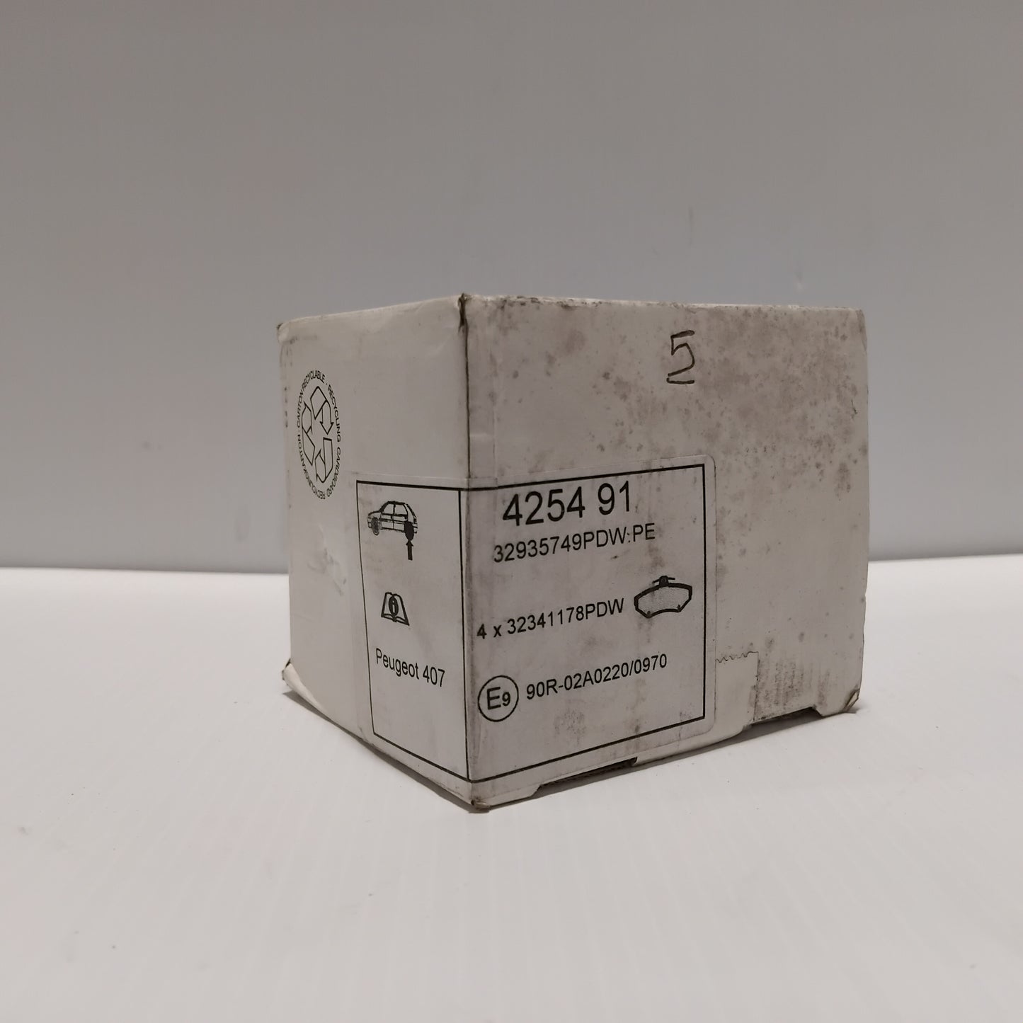 Genuine Peugeot Rear Brake Pads Set | 425491