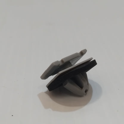 Genuine Body Rocker Moulding Pin - Ford KA 2018-2019 | 2251480