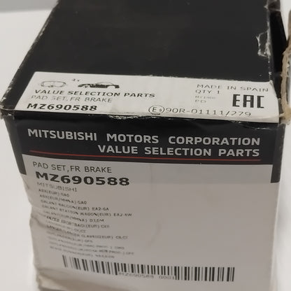 Genuine Mitsubishi Brake Pad Set,Fr | MZ690588