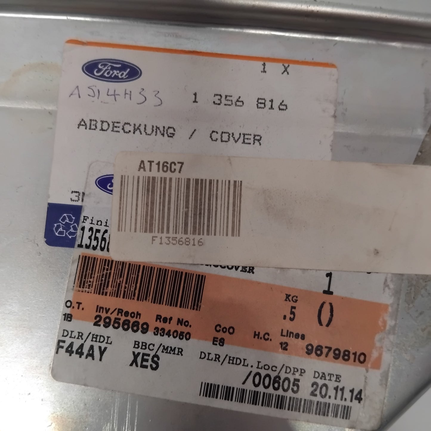 Genuine Engine ECU Cover - Ford Focus 2003-2007 RHD | 1356816