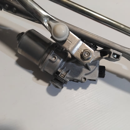 Genuine Windshield Wiper Motor - Suzuki | 38100M68P10-000