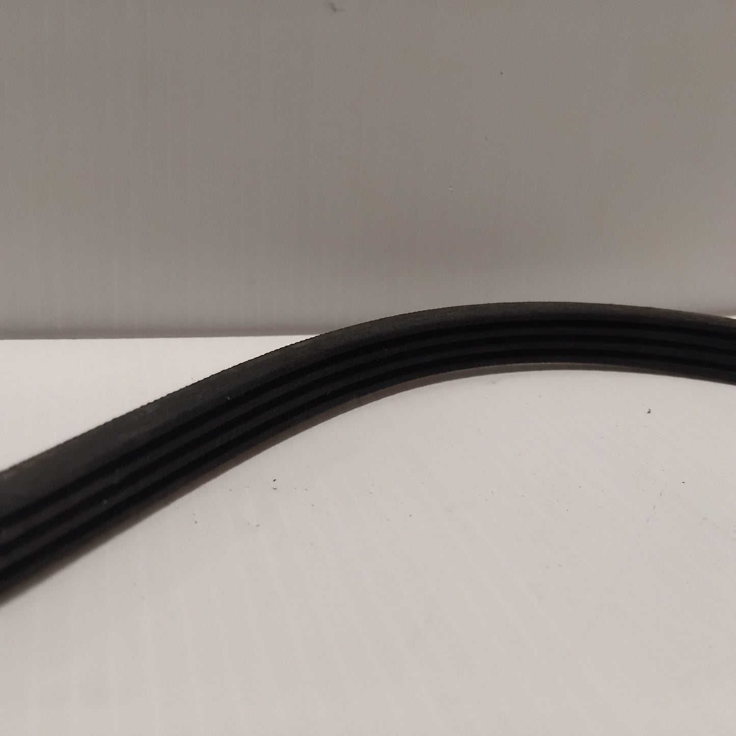 Genuine Ford Belt | 5170043