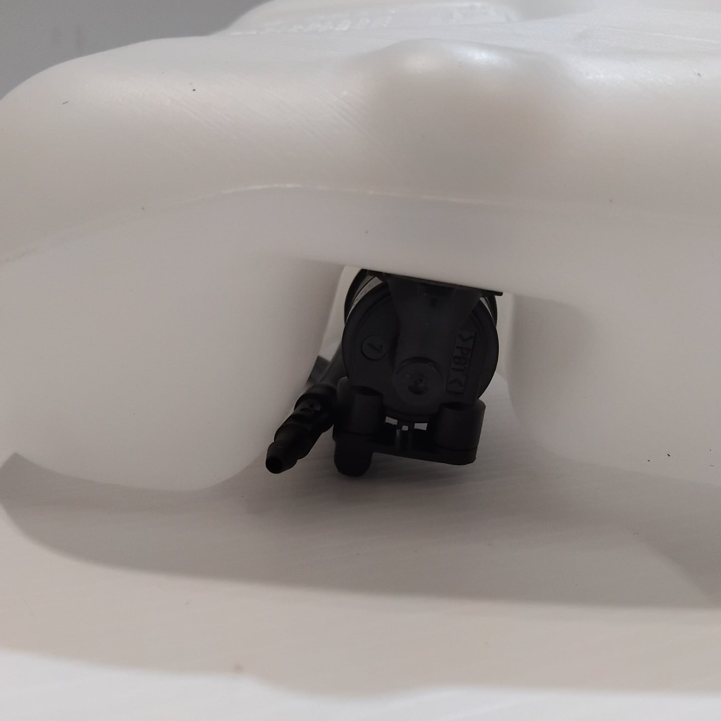 Genuine Renault Reservoir Eqp Lav | 28 91 031 55R