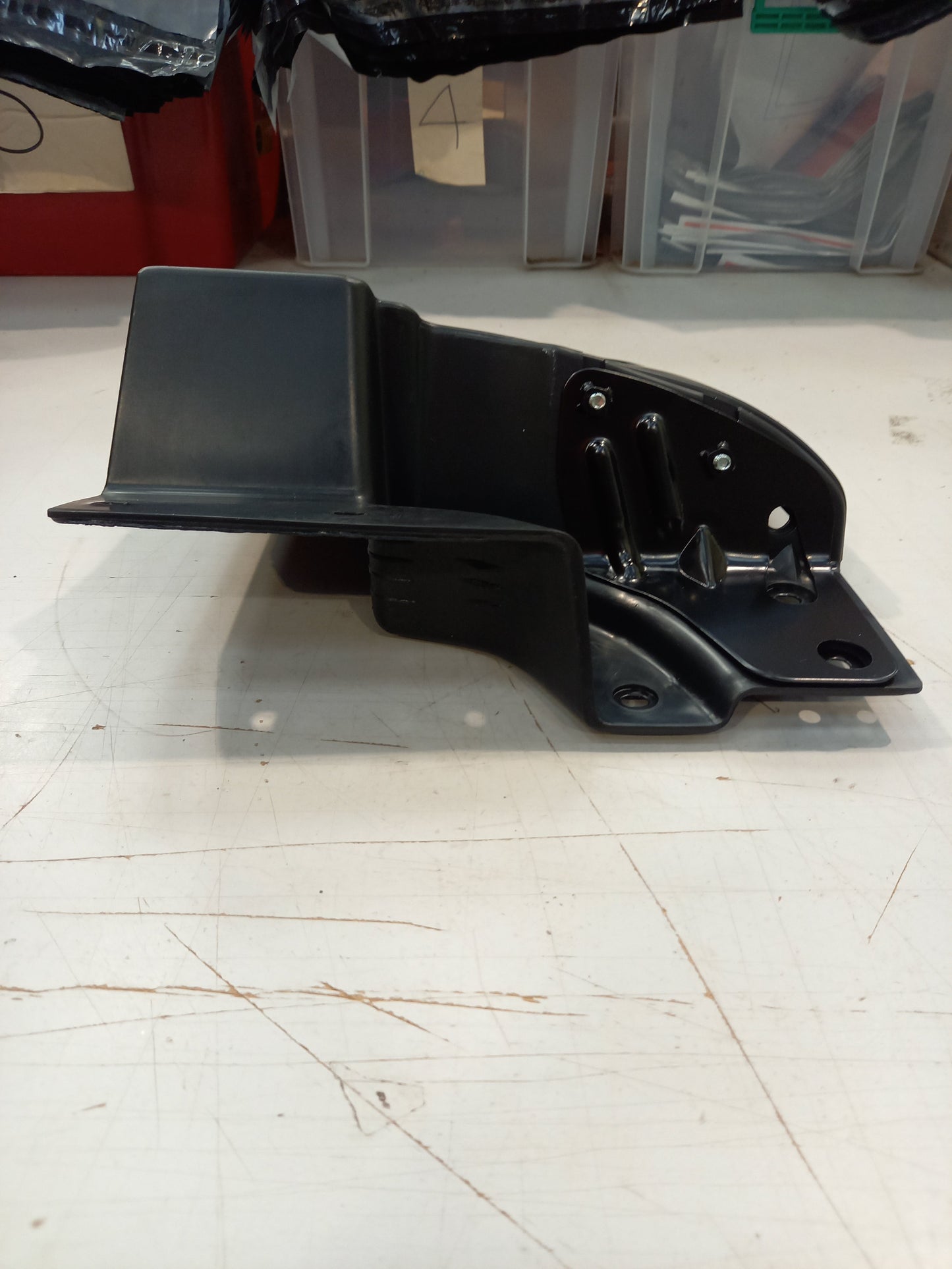 Genuine Mitsubishi Mud Guard,Rr Lh(Black Material | MR437858