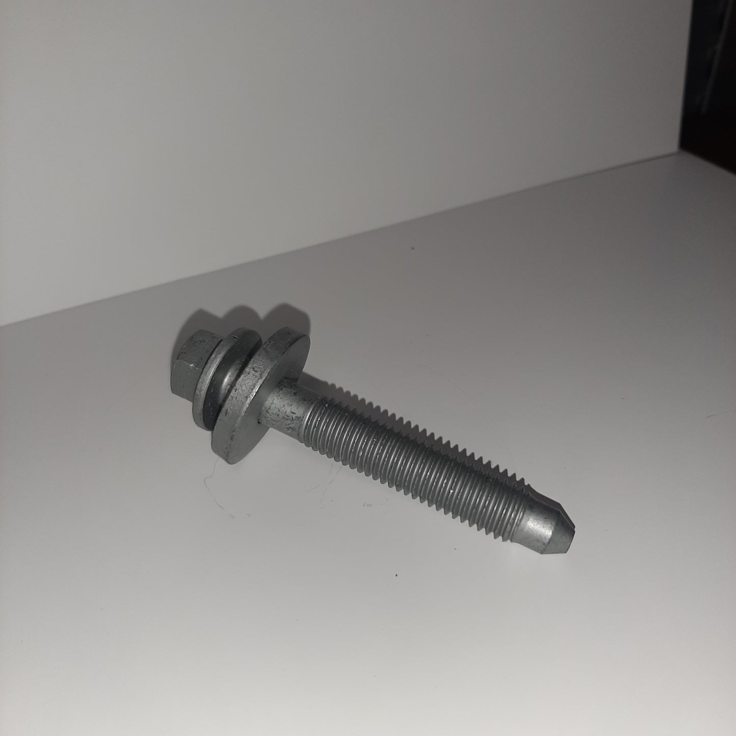 Genuine Ford Bolt And Washer Assy - Hex.Head | 1444195