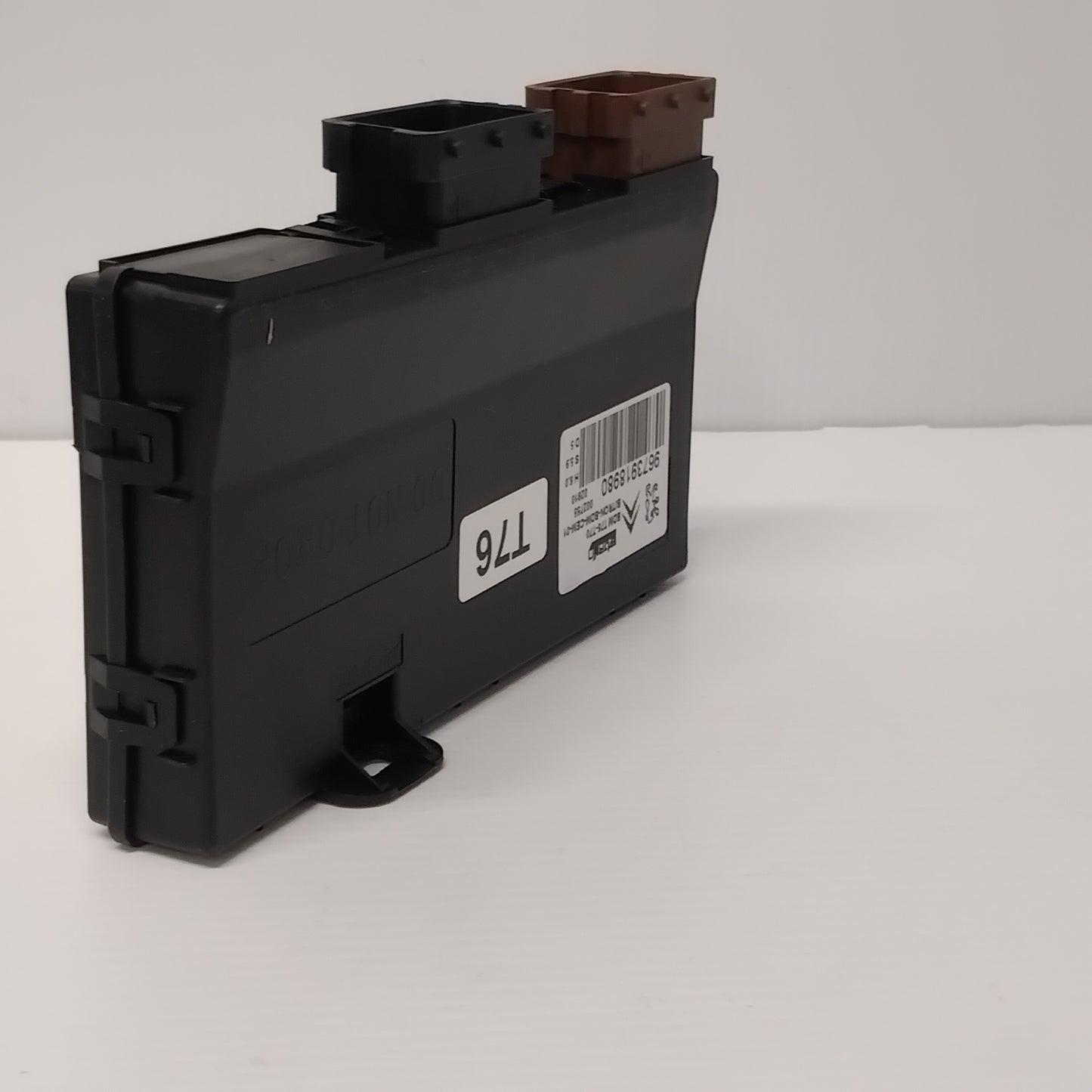 Genuine Front Seat ECU - Peugeot 308 3-Door Saloon | 8925G8