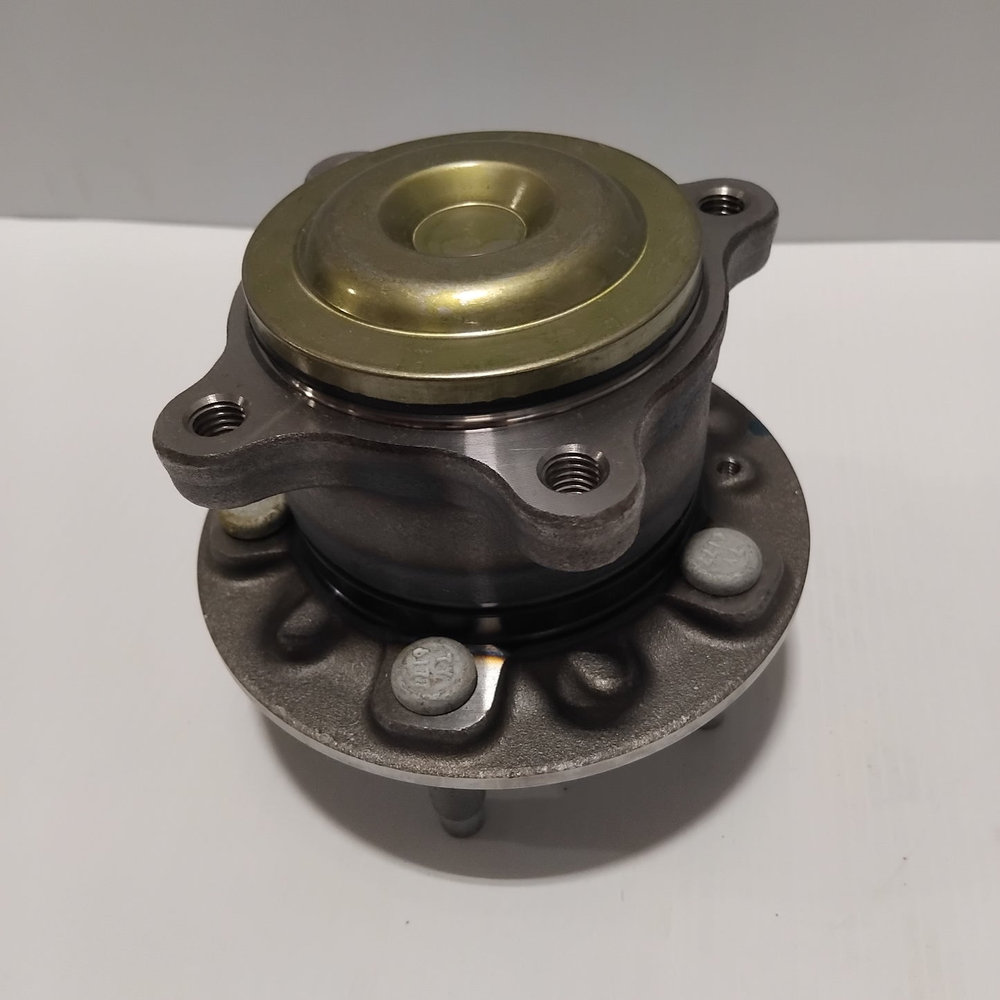Genuine Vauxhall Hub | 13577406
