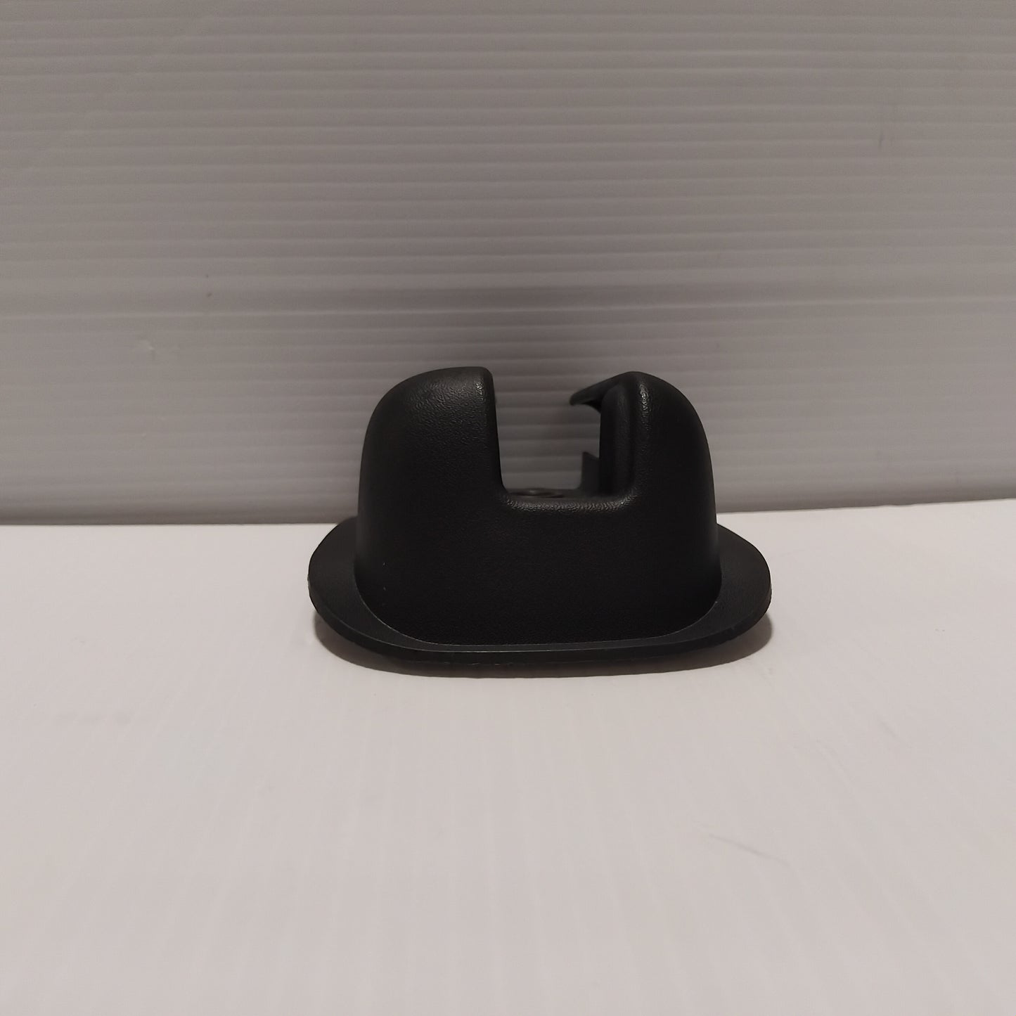 Genuine Renault Tip Rail Door | 82 00 675 627