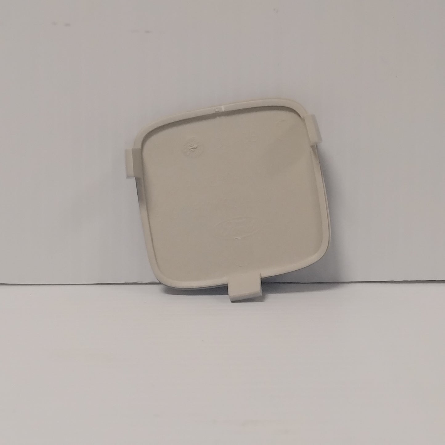 Genuine Rear Bumper Tow Bar Cover - Ford Focus 2003-2007 | 1323934
