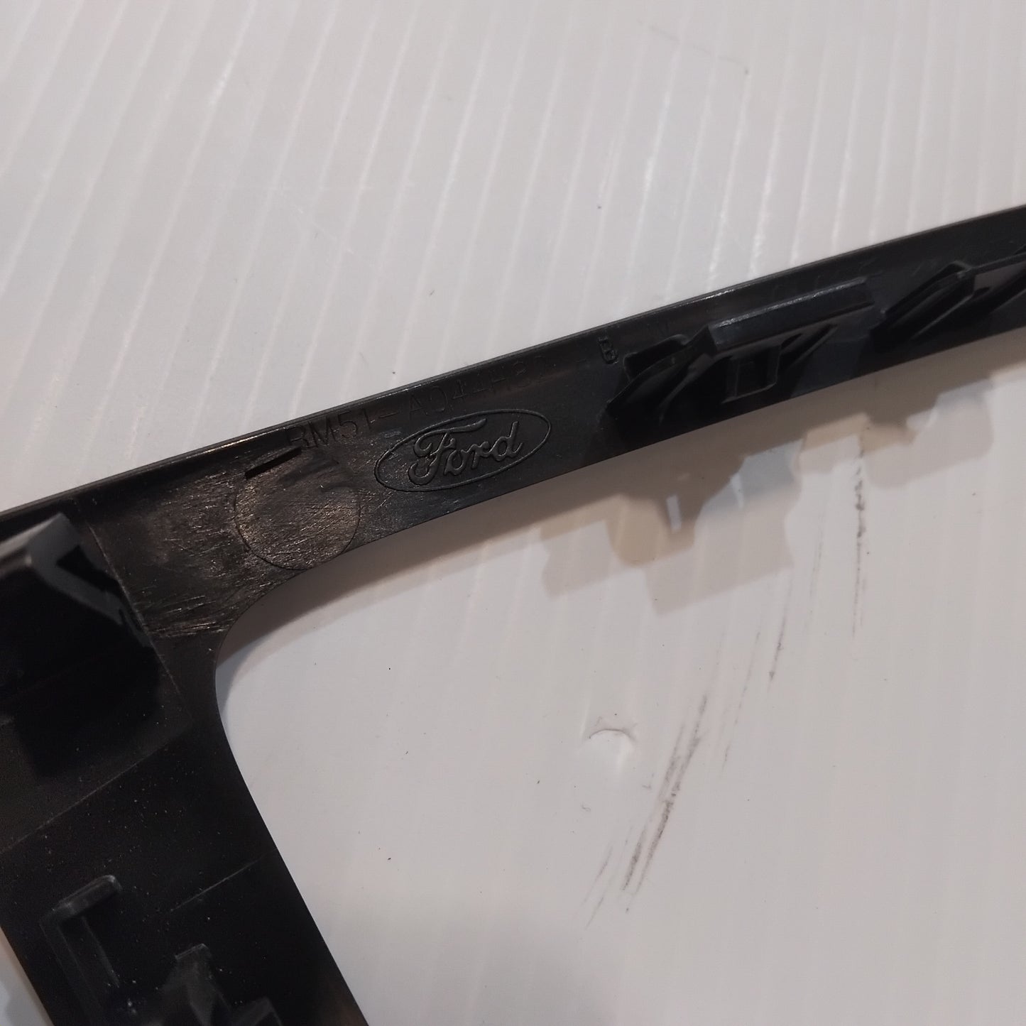 Genuine Centre Console Gear Boot Trim - Ford Focus 2011-2015 RHD | 1733658