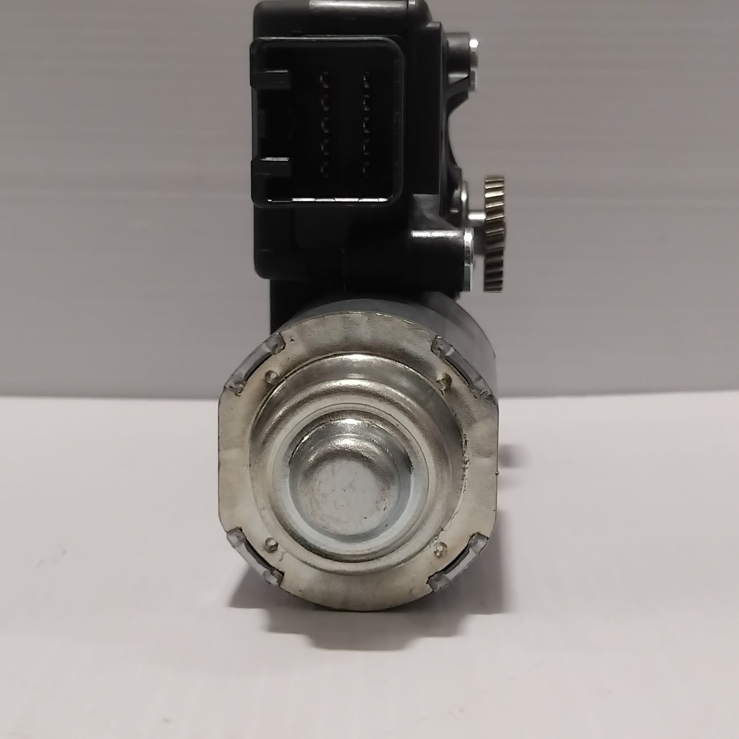 Genuine Kia Motor Assy | 81671D9000