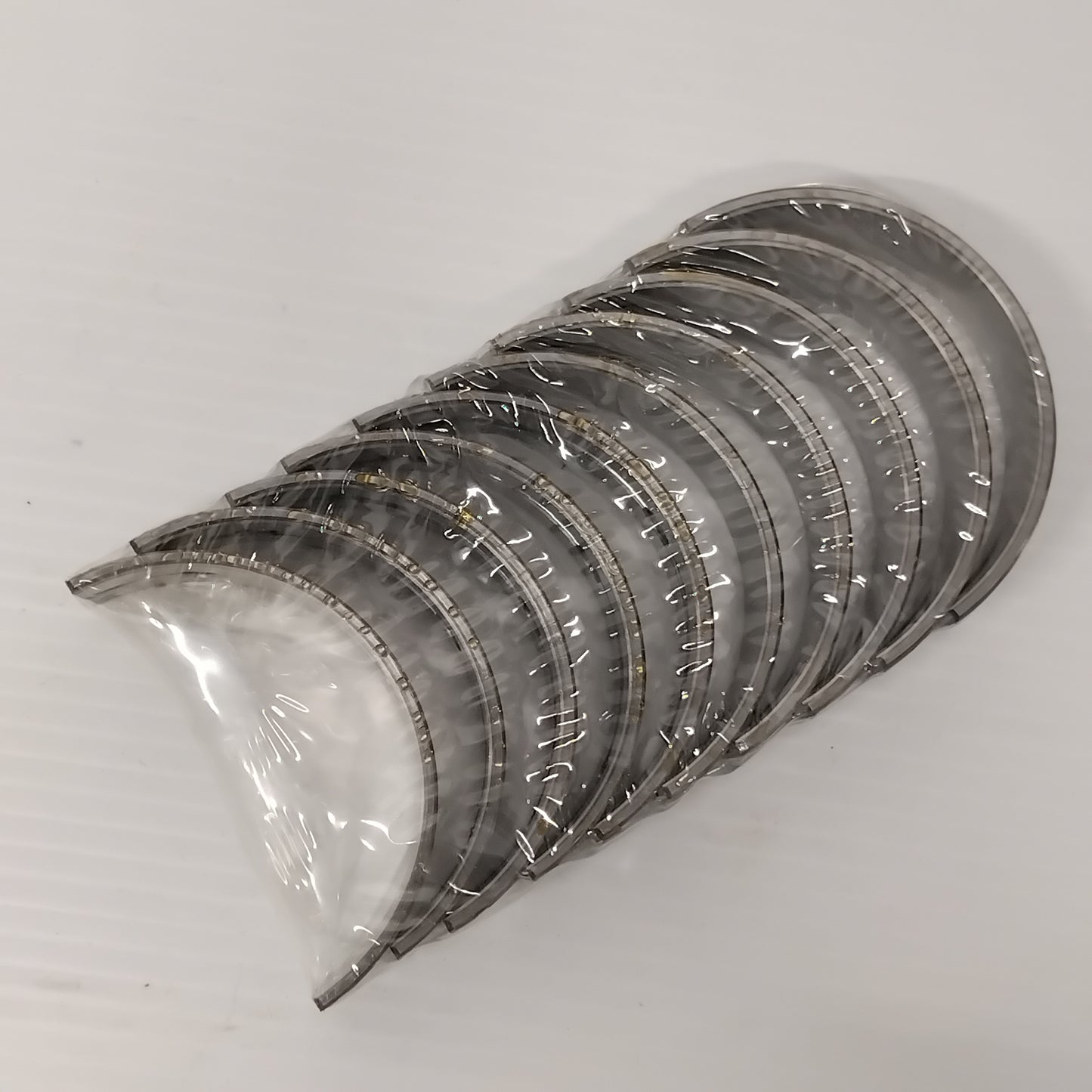 Genuine Crank Shaft Bearing Set - Kia Sportage / Ceed / Carato 2.0 | 2102023921