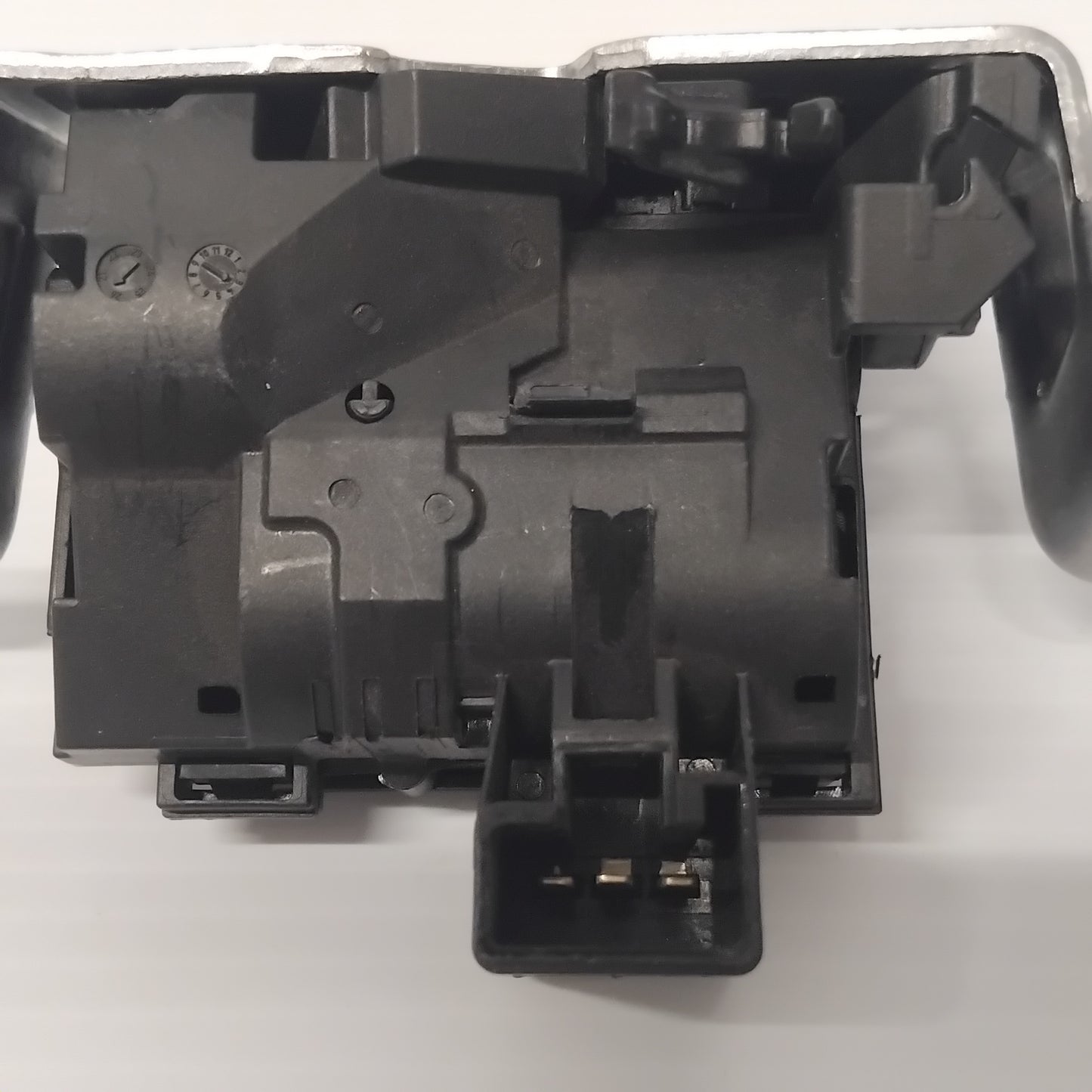 Genuine Tailgate Lock - Peugeot 108 | B000847580
