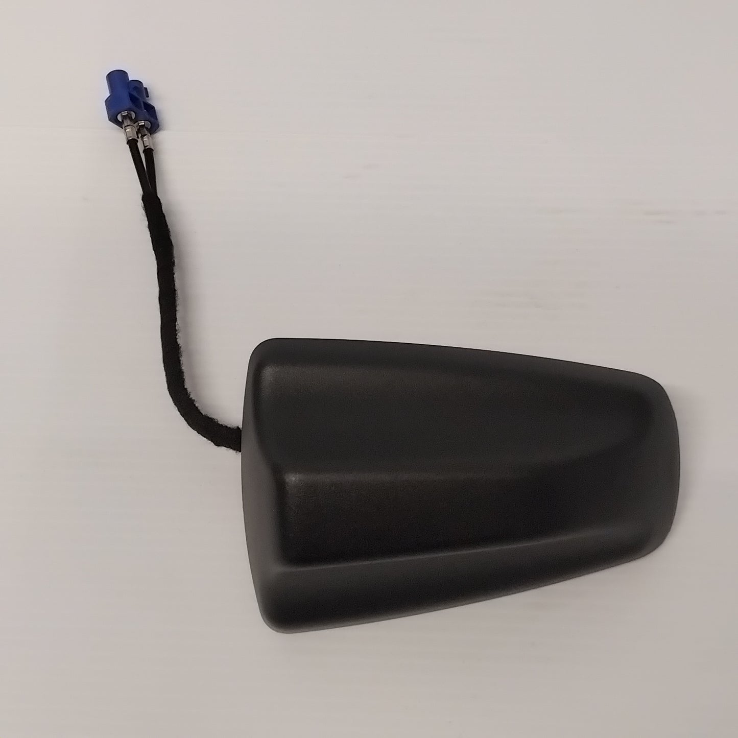 Genuine Ford Aerial Assy | 2684399