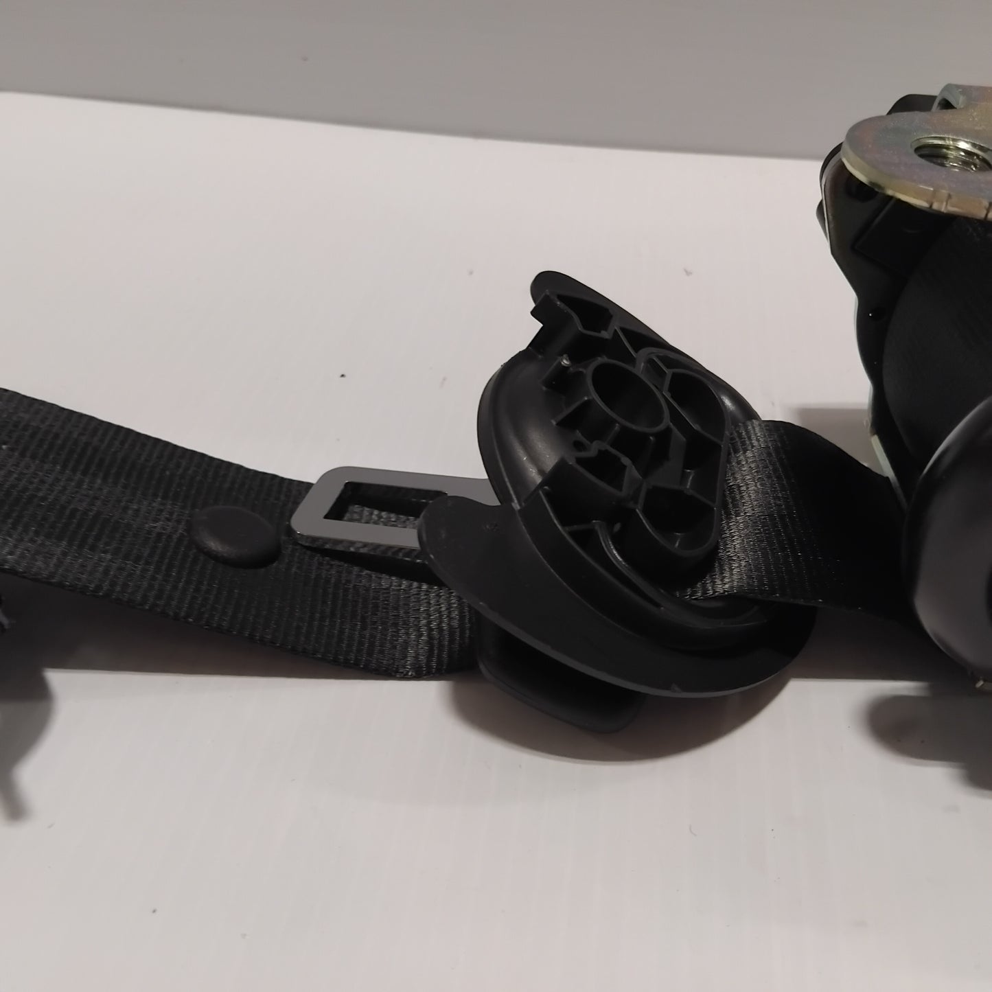 Genuine Three Point Seat Belt - SEAT Ibiza 2013-2017 | 6J4857705DRAA