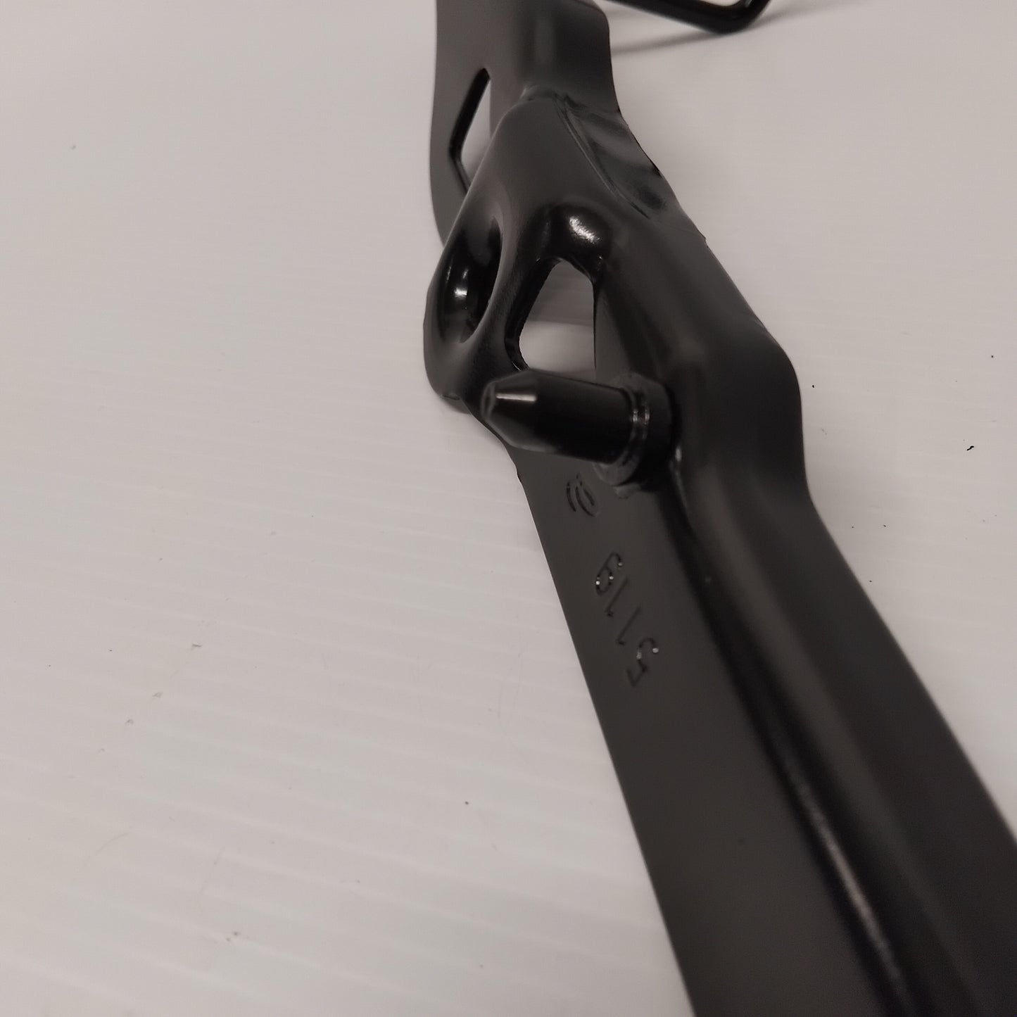 Genuine Right Front Seat Support Rail - Peugeot 5008 2017-2024 | 9829801480