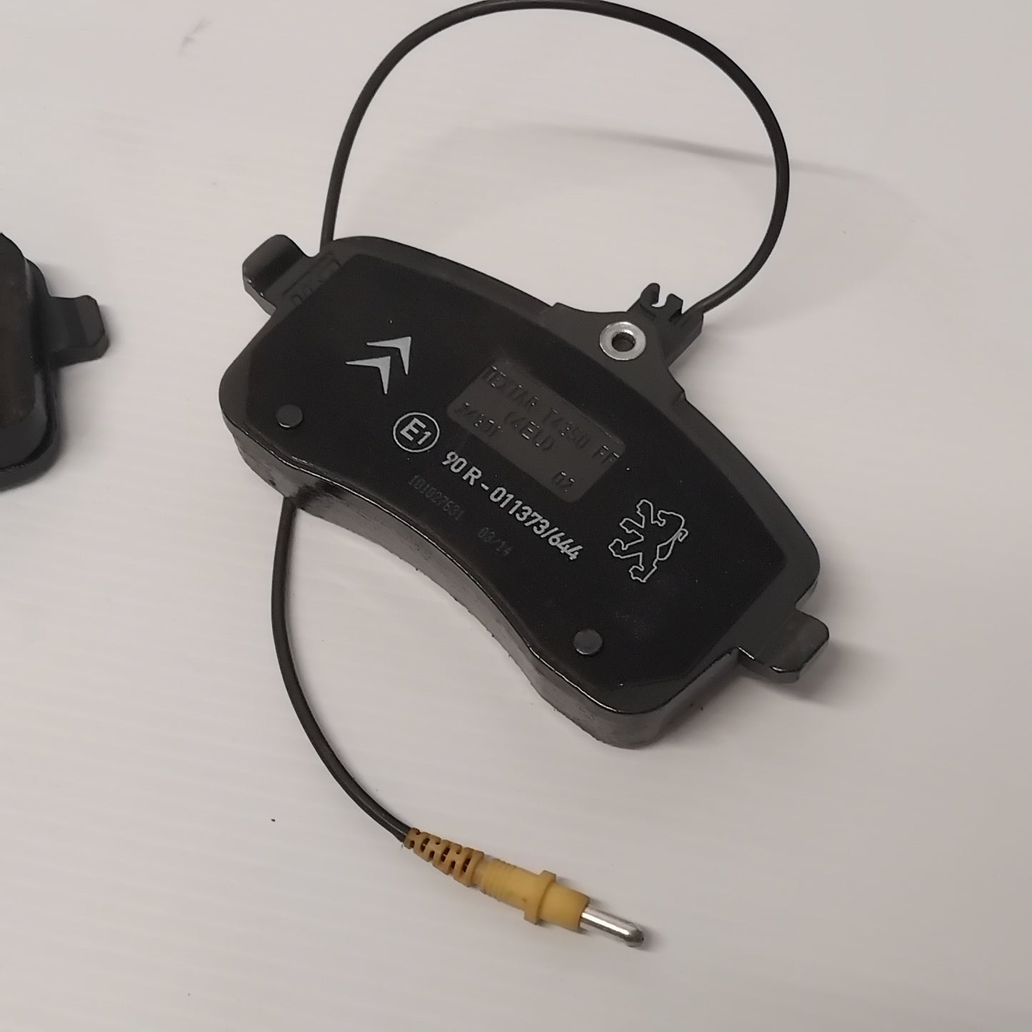 Front Brake Pad Kit - Peugeot 407 2003-2010 | 425422