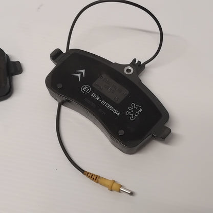 Front Brake Pad Kit - Peugeot 407 2003-2010 | 425422