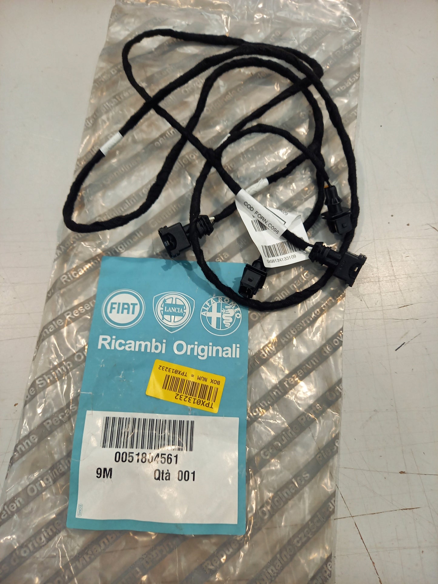 Genuine Fiat Cable Harness | 51804561