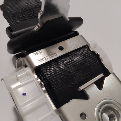 Genuine Rear Middle Seat Belt - Jeep Renegade 2014-Onwards | 735598099