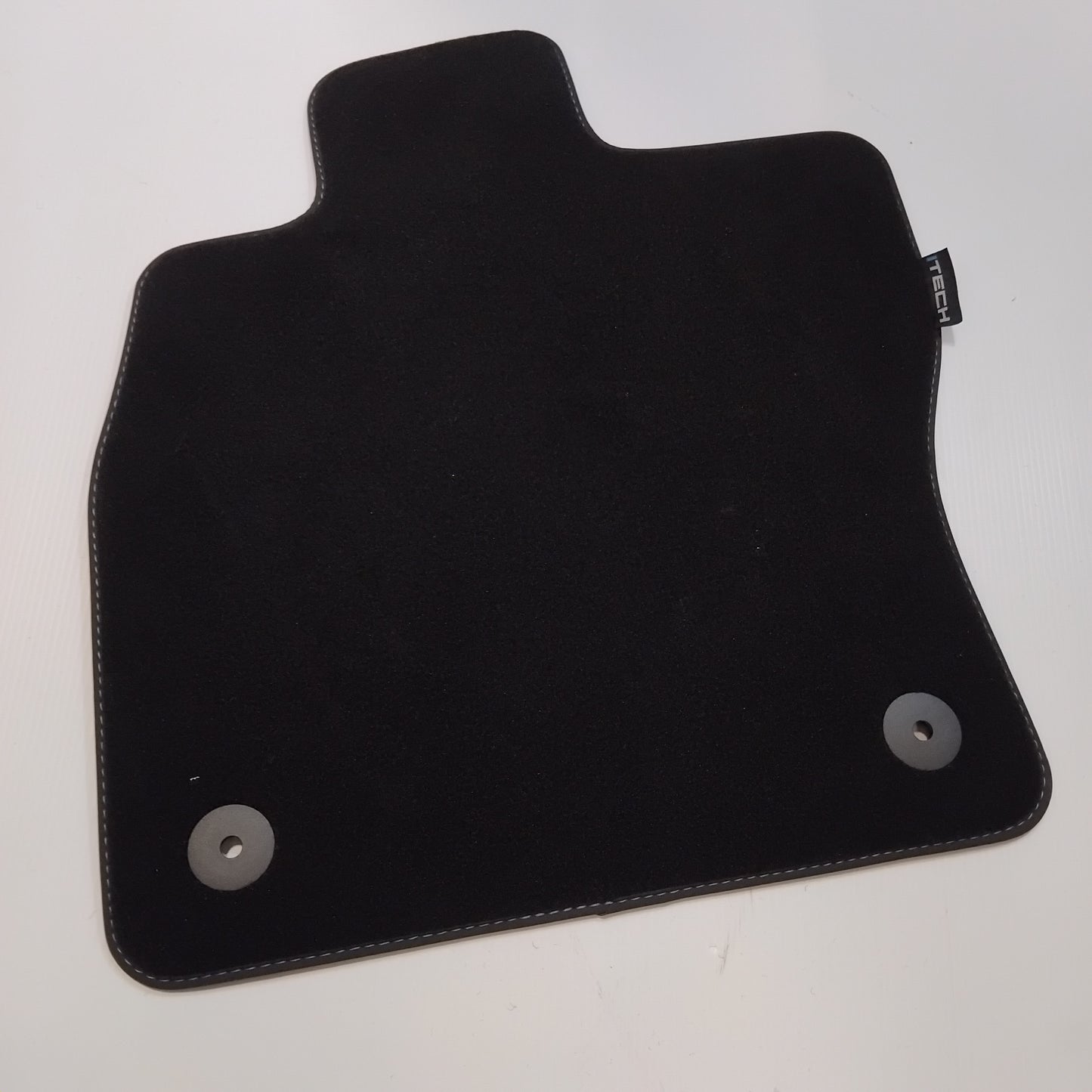 Genuine Front/ Rear Carpet Mats - Seat Leon Left Hand Drive 2013-2020 | 5F0863011Eloe