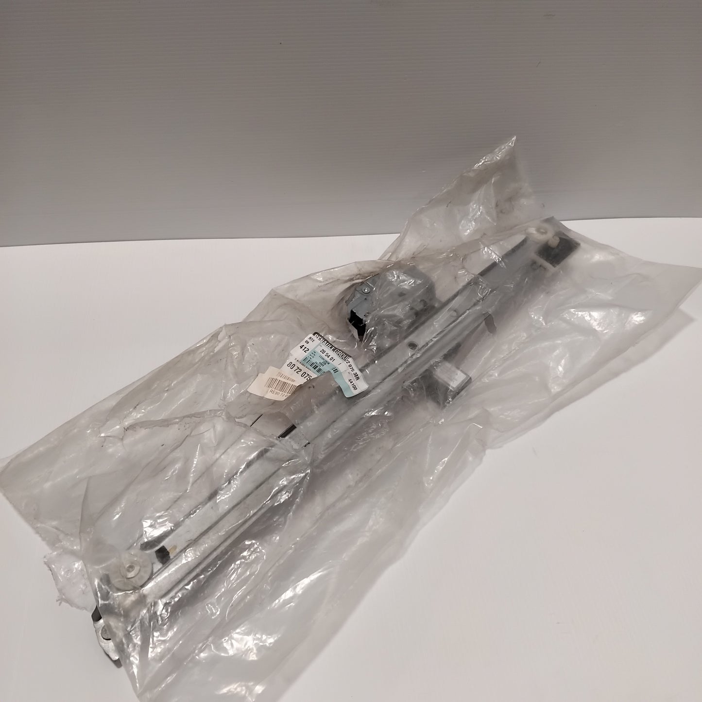 Genuine Front Right Window Regulator - Renault Trafic 2014-2024 | 80 72 075 38R