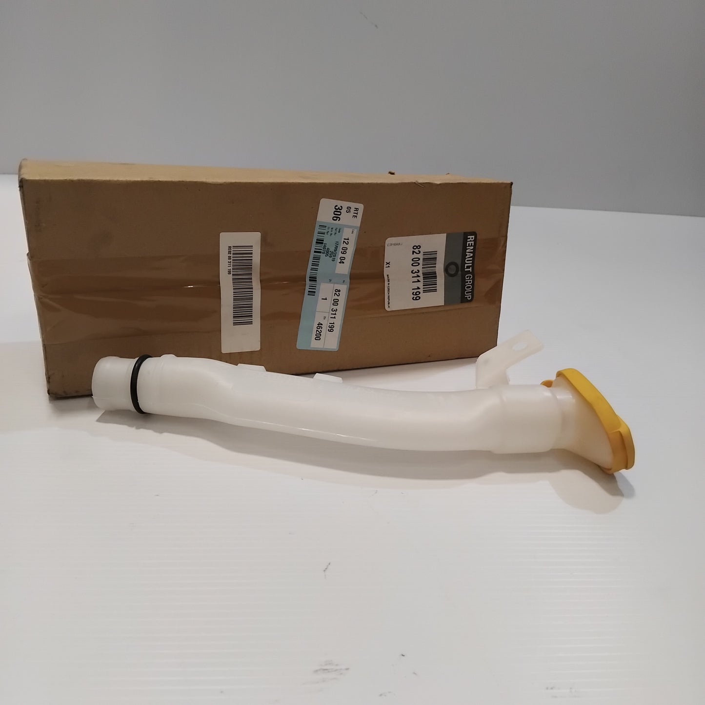 Genuine Renault Reservoir Washer | 82 00 311 199