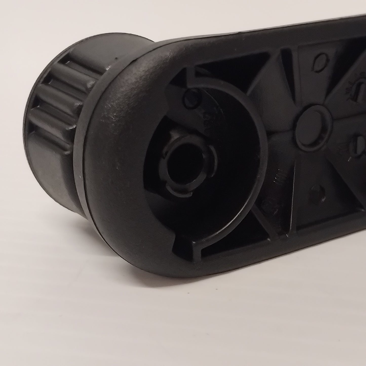 Window Front Door Window Handle - Vauxhall Movano A / Vivaro A | 9160844