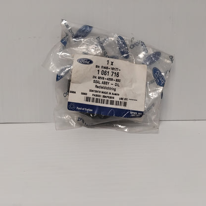 Genuine Rear Wheel Hub Oil Seal - Ford Transit 1991-2000 | 1061716