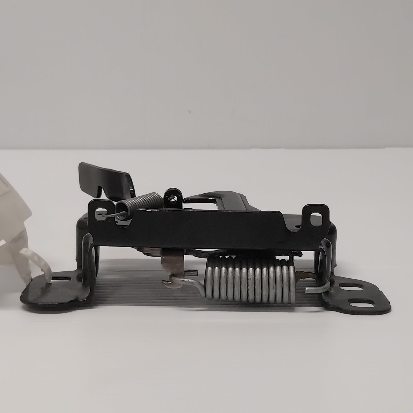Genuine Jeep Lock | K04589826AA