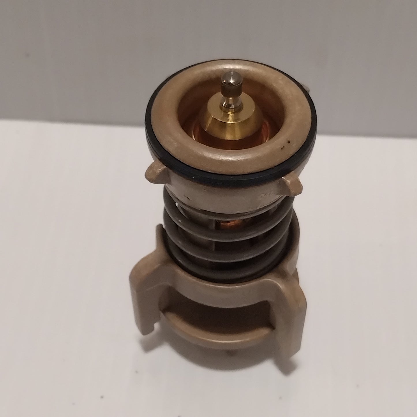 Genuine SEAT Thermostat | 04L121113C