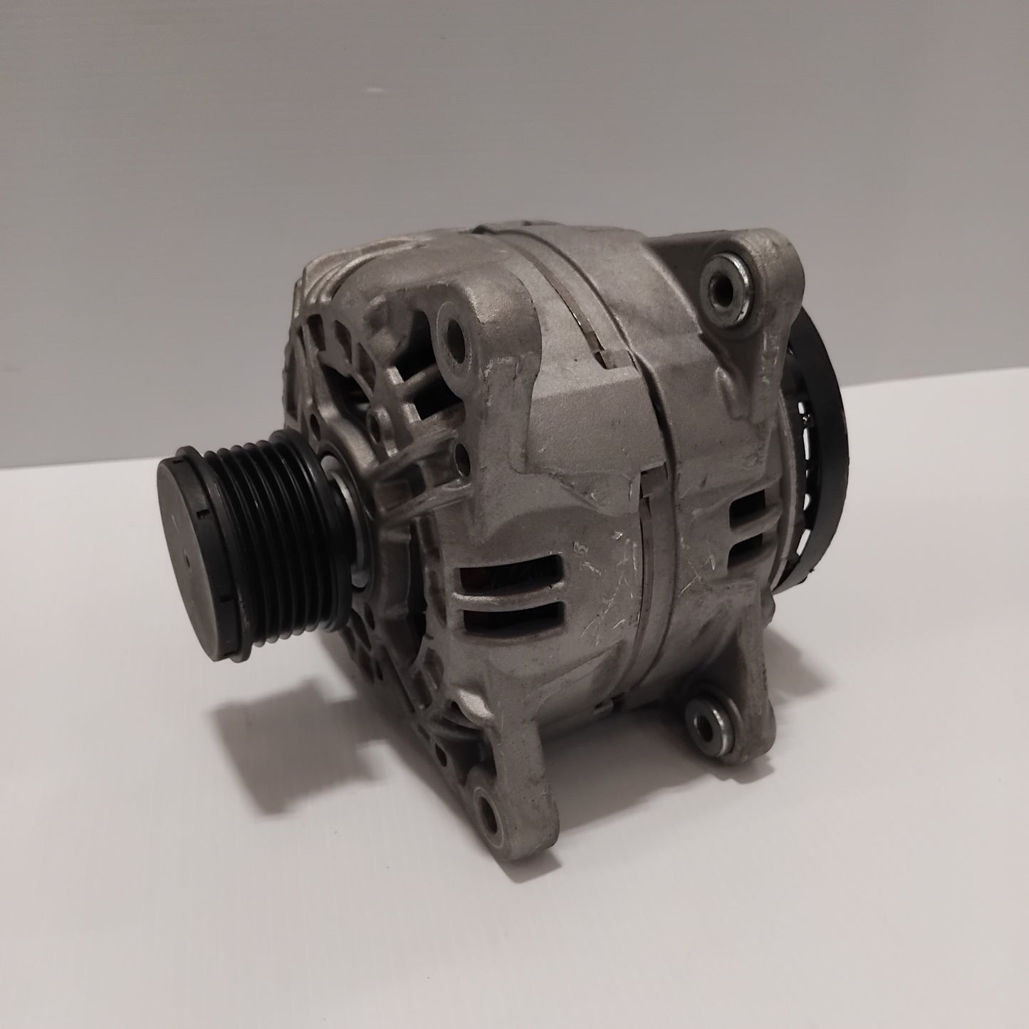 Genuine Renault Alternator Ex | 77 11 368 381